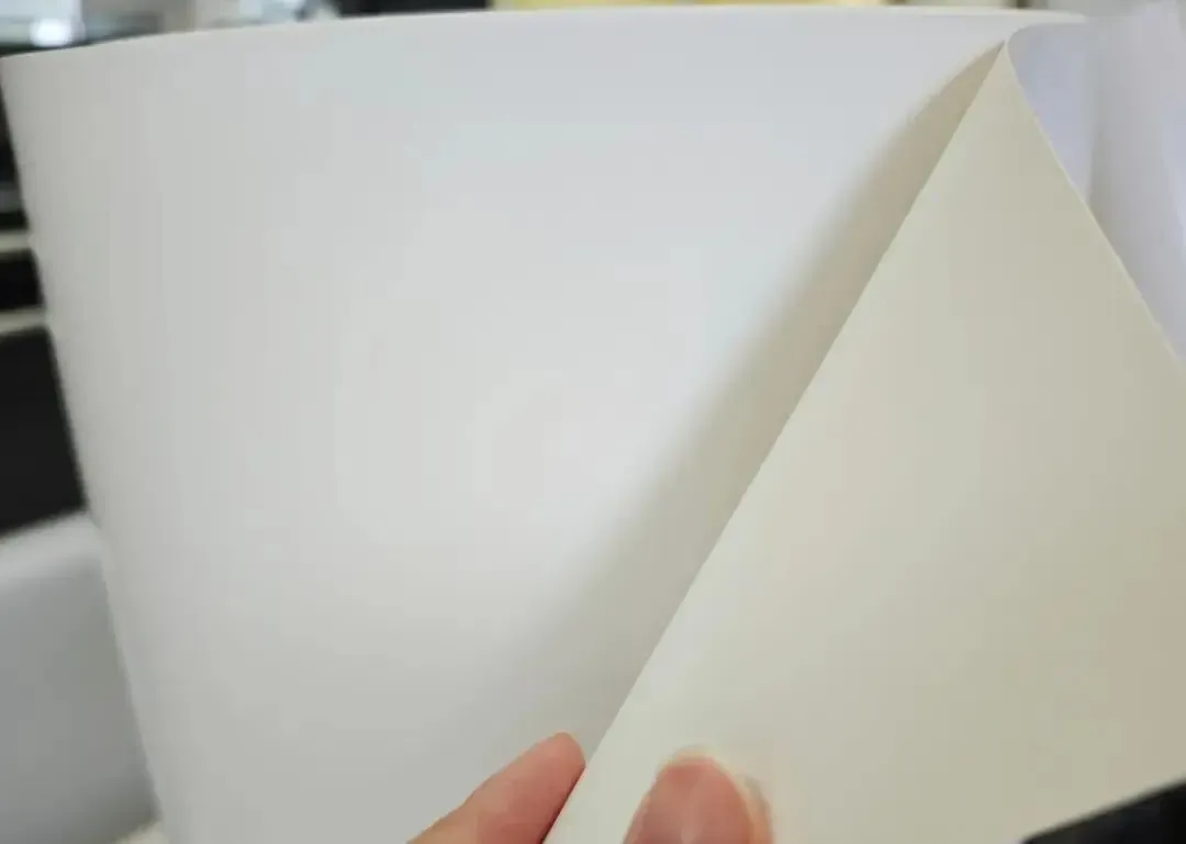 Baosiwei digital carton printer compatible material sample: white cardboard.