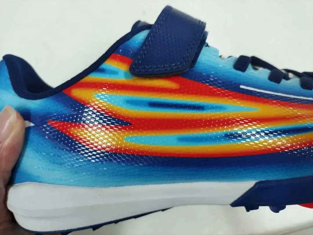 Shoe upper printed with Baosiwei digital printing, showing high flexibility and durability after tens of thousands of bending tests