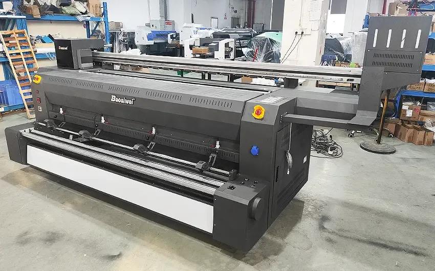 Baosiwei direct-to-fabric sublimation flag printer - side view in factory