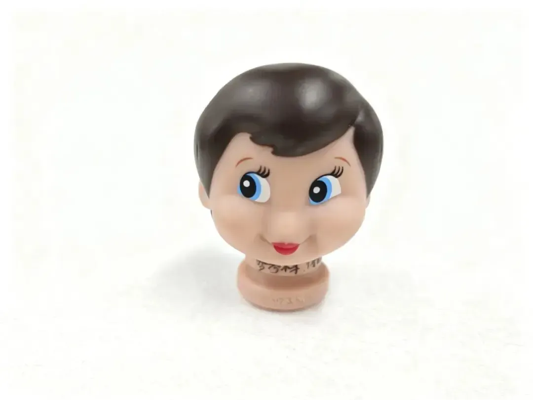 High-drop UV printed toys, badges, and decorative crafts showing vibrant colors and embossed details